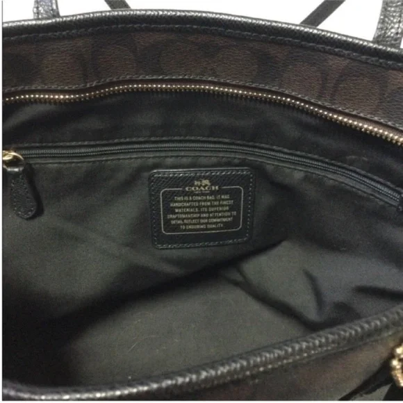 Coach Signature Canvas Tote - Picture 5 of 16
